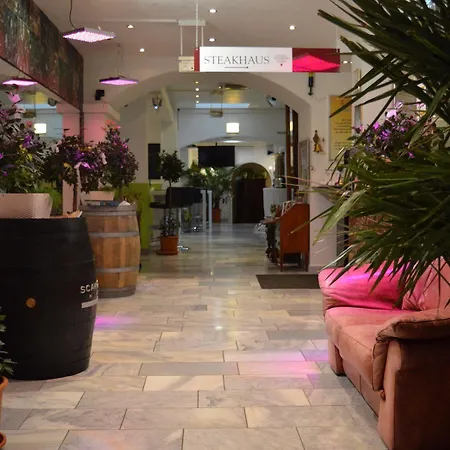 Ξενοδοχείο Goldener Anker 3*